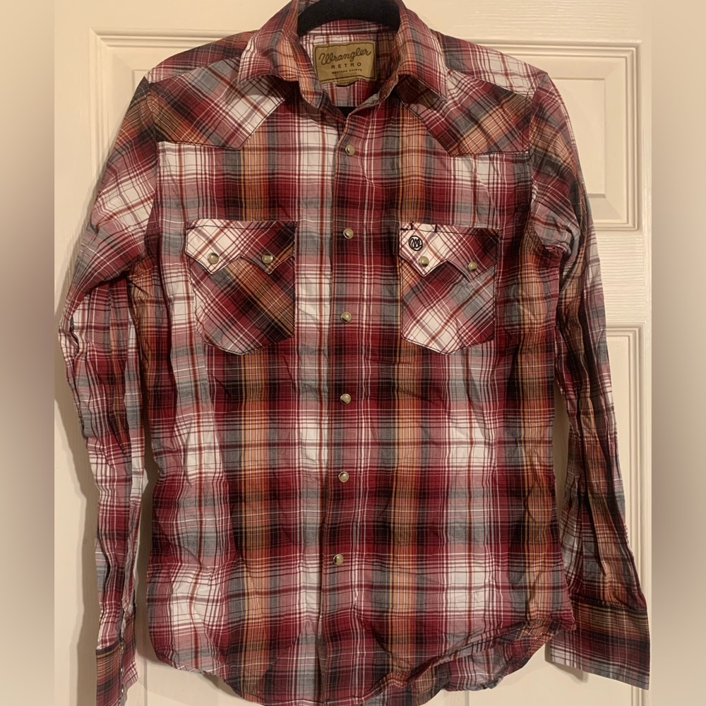 Wrangler Retro with pearl Snap Shirt in size small
